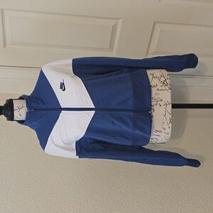 Nike Women's Sportswear Heritage Cropped Track Jacket, Large, EUC